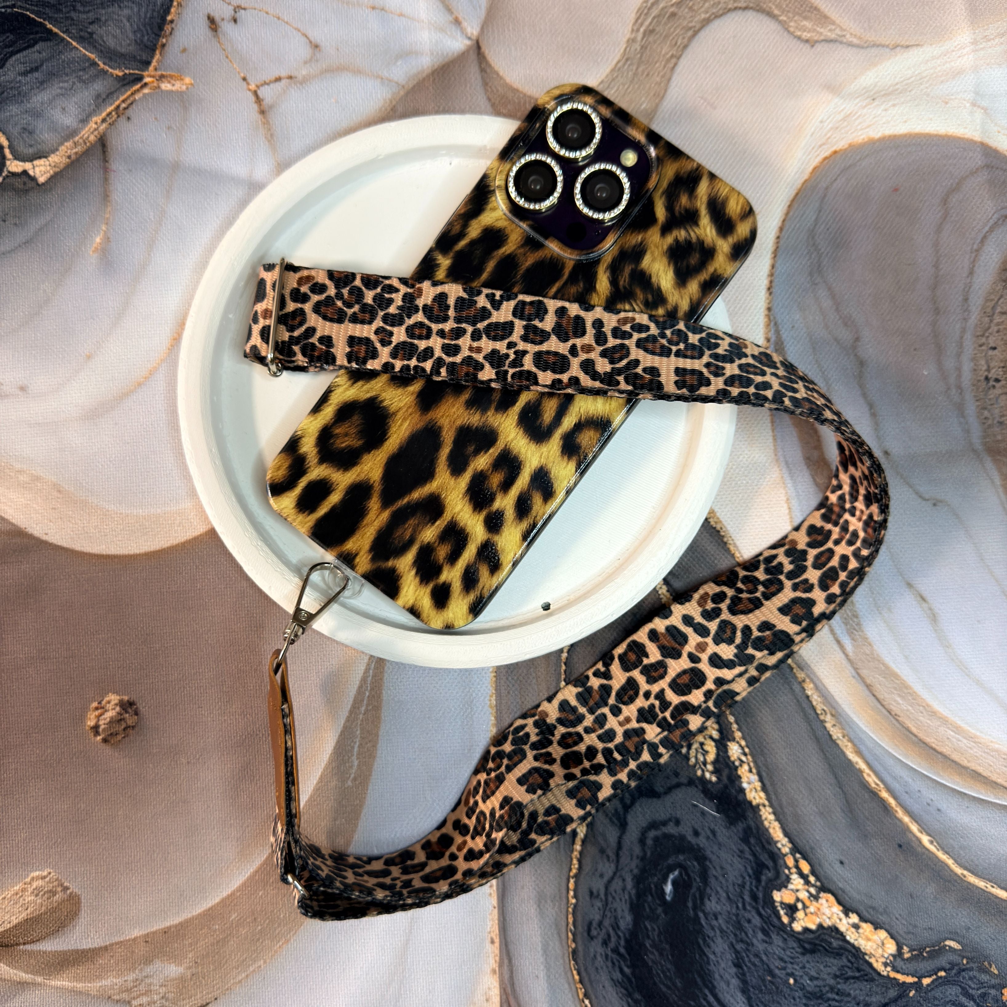 Leopar Ayarlanabilir Telefon Askısı